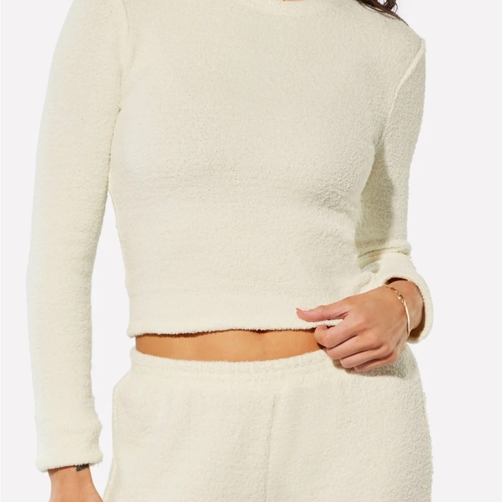 YITTY super soft Pet Me crewneck top - L